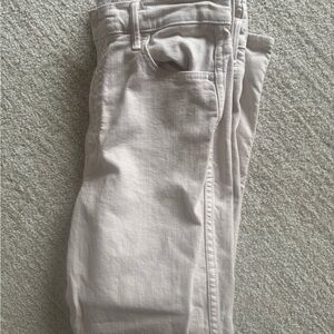 Elegant Women's Cream Skinny Jeans